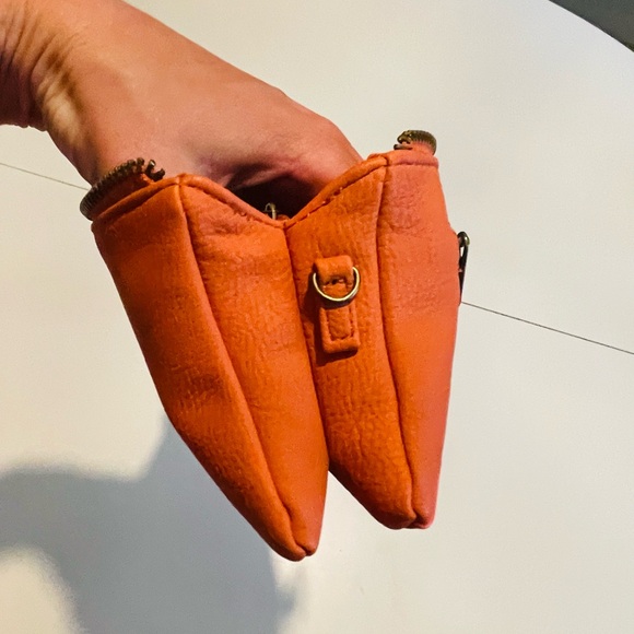 Universal Thread Wallet - Picture 4 of 8